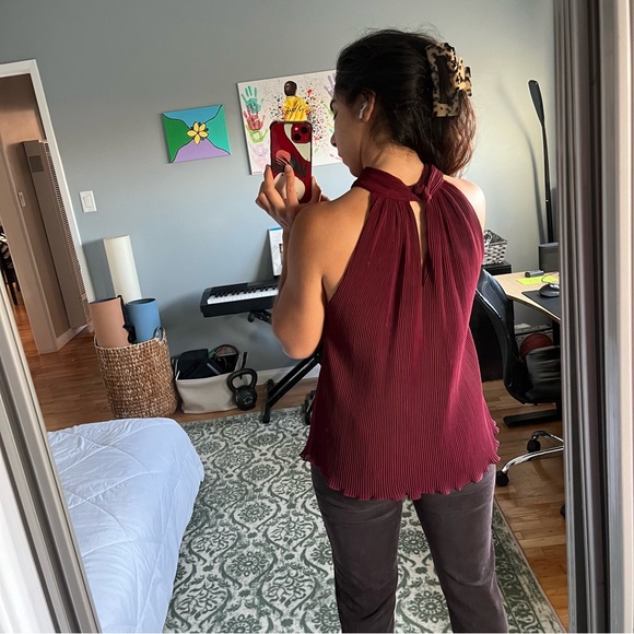 Deep Red Crossed Blouse - Picture 4 of 9